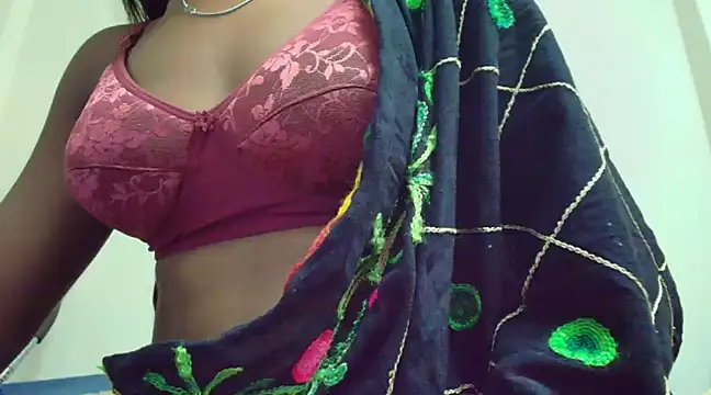 Snapshot of Magic_Zara chatting on December 6, 2024, 8:48 am Magic Zara online show from December 6, 2024, 8:48 am