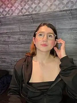 kamel-ayesha online show from December 18, 2024, 11:56 am