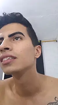 Velk hot online show from December 2, 2024, 9:50 pm