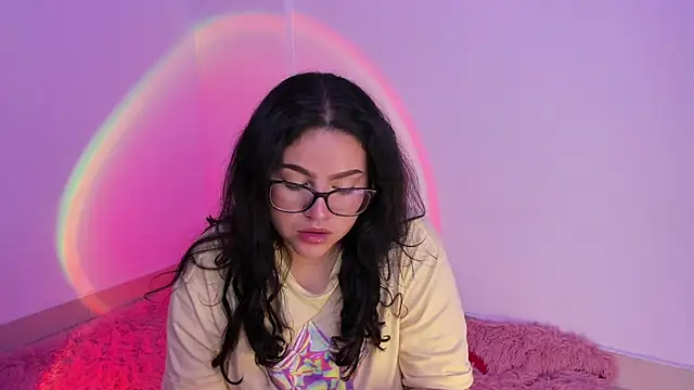 im mei online show from September 13, 2025, 2:44 am