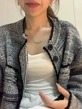 Snapshot of Aimeil chatting on December 7, 2024, 3:25 am Aimeil online show from December 7, 2024, 3:25 am