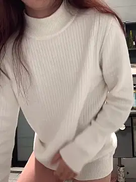 Snapshot of Aimeil chatting on December 24, 2024, 5:49 am Aimeil online show from December 24, 2024, 5:49 am