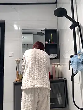 Snapshot of Aimeil chatting on March 13, 2025, 7:20 am Aimeil online show from March 13, 2025, 7:20 am