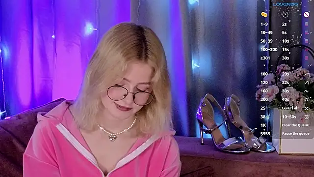 jenny bunny  online show from January 9, 2025, 4:30 am