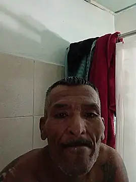 Snapshot of Vergonzoso6 chatting on June 27, 2026, 5:45 am Vergonzoso6 online show from June 27, 2026, 5:45 am