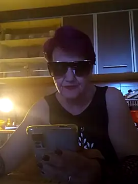 Ely Elenita online show from April 3, 2026, 6:00 am