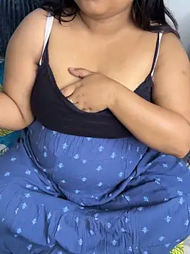 RDX BOY28 online show from November 18, 2025, 5:56 am