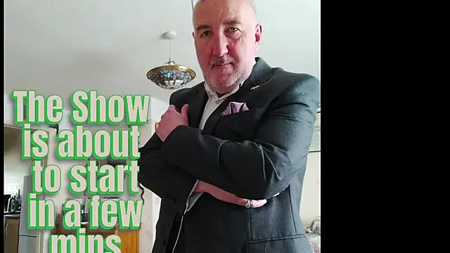 Adamdaddybear online show from July 11, 2026, 6:49 am