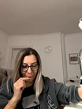 SukyGirl online show from December 28, 2024, 12:24 pm