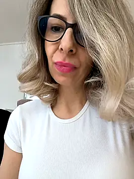 SukyGirl online show from February 7, 2025, 11:45 am