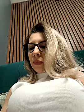 SukyGirl online show from February 25, 2025, 5:08 am