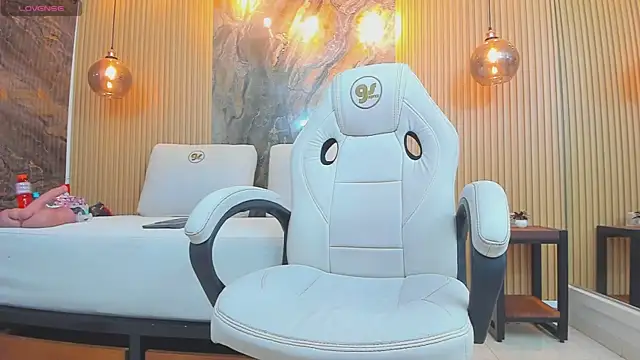 Snapshot of ella_harper chatting on October 22, 2025, 3:29 am ella harper online show from October 22, 2025, 3:29 am