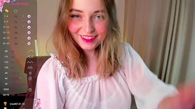 Snapshot of alysia_storm chatting on December 20, 2025, 6:48 pm alysia storm online show from December 20, 2025, 6:48 pm