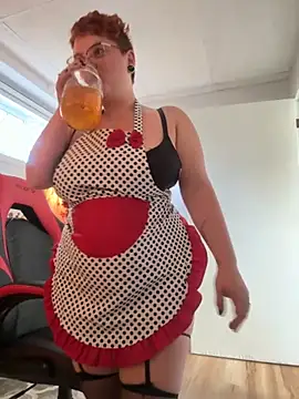 Sweetleeahxx online show from October 7, 2025, 1:30 pm