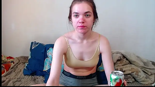 SallyMkn online show from July 4, 2026, 11:38 am