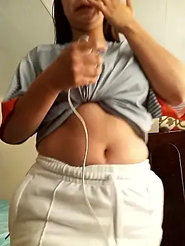 Snapshot of Sara_Brownx chatting on January 8, 2026, 4:31 pm Sara Brownx online show from January 8, 2026, 4:31 pm