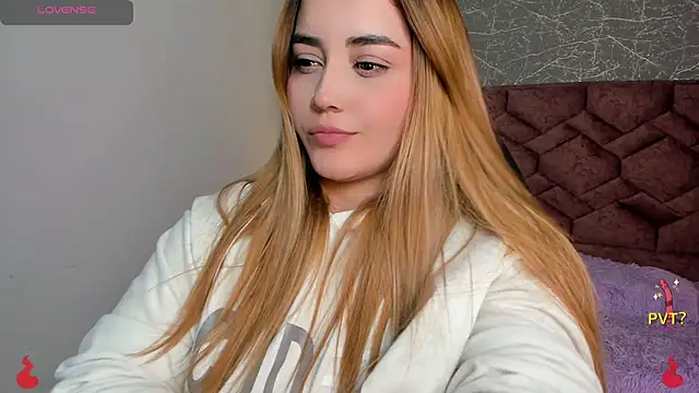 Lucia star   online show from January 28, 2025, 10:56 pm