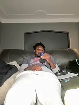 Snapshot of Festivitiesking1 chatting on November 12, 2025, 1:17 am Festivitiesking1 online show from November 12, 2025, 1:17 am