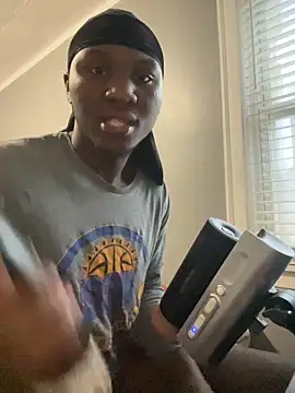 Snapshot of Festivitiesking1 chatting on November 20, 2025, 1:00 pm Festivitiesking1 online show from November 20, 2025, 1:00 pm