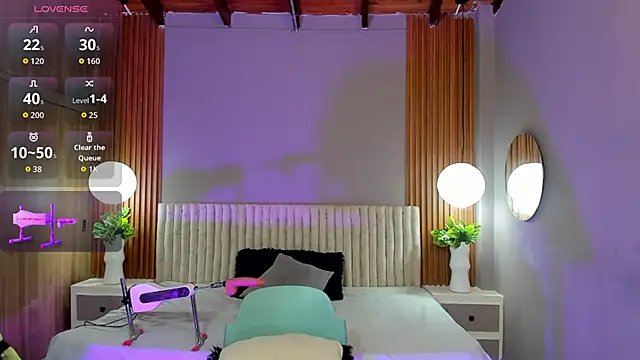 Snapshot of IvyBliss8 chatting on November 18, 2025, 3:45 am IvyBliss8 online show from November 18, 2025, 3:45 am