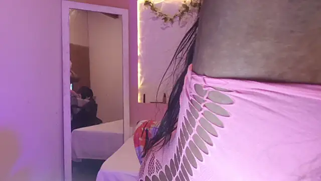 IvyBliss8 online show from April 23, 2026, 6:58 am