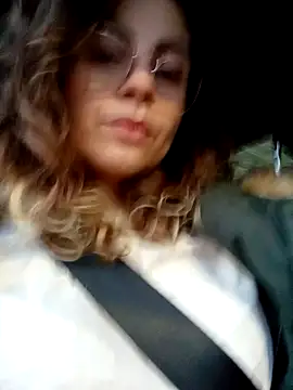 Snapshot of ItalianiMuli chatting on December 22, 2024, 4:06 pm ItalianiMuli online show from December 22, 2024, 4:06 pm