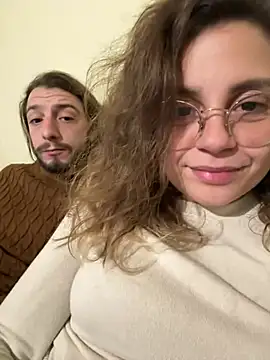 Snapshot of ItalianiMuli chatting on January 8, 2025, 10:27 pm ItalianiMuli online show from January 8, 2025, 10:27 pm