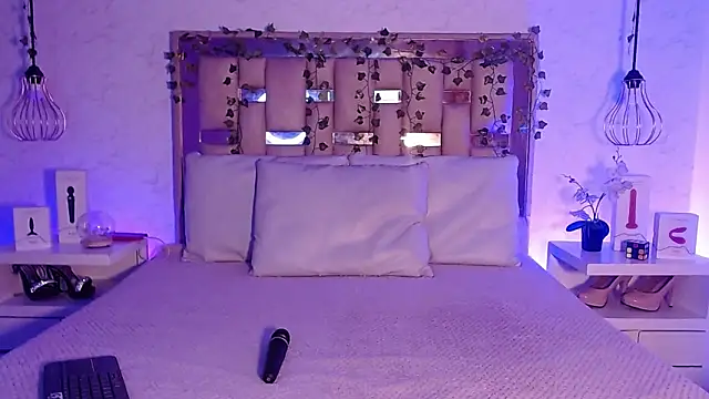 GigiVolkova online show from October 10, 2025, 8:30 pm