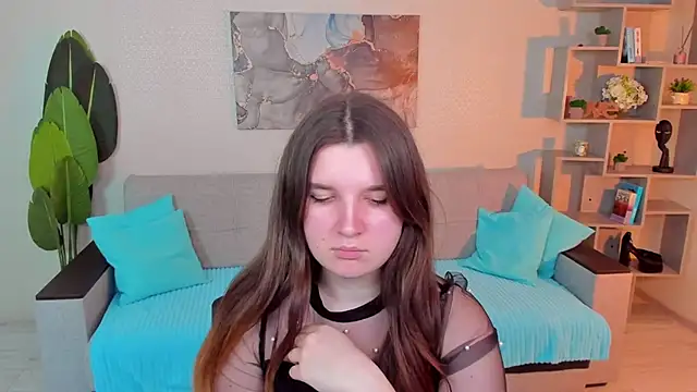 BonneyLove online show from December 2, 2025, 5:30 pm