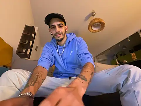 Rebeu313 online show from December 12, 2024, 12:48 am