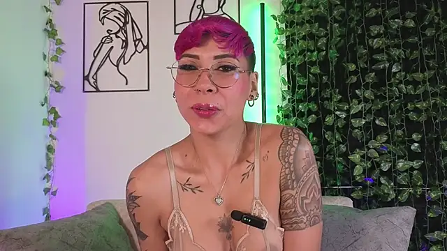 MiaMorgan  online show from February 7, 2026, 3:38 pm