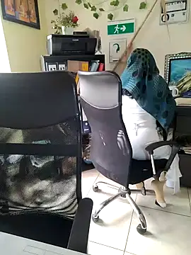 Snapshot of NAJWA-ARAB chatting on December 18, 2024, 5:31 pm NAJWA-ARAB online show from December 18, 2024, 5:31 pm