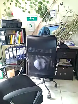 Snapshot of NAJWA-ARAB chatting on January 23, 2025, 5:31 pm NAJWA-ARAB online show from January 23, 2025, 5:31 pm