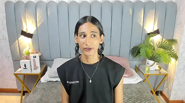 skyyfoxpraga online show from January 6, 2025, 6:10 pm