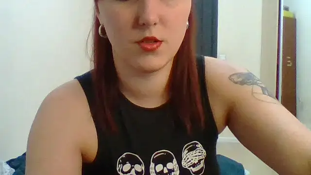 MiaStika online show from March 2, 2025, 4:53 pm