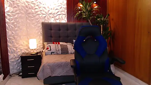 Perla prg online show from March 14, 2025, 5:59 am