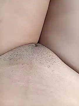 Snapshot of Khaleyssi chatting on December 22, 2024, 8:58 pm Khaleyssi online show from December 22, 2024, 8:58 pm