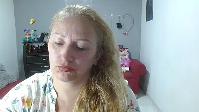 emperabigbootybigass online show from January 30, 2025, 6:21 pm