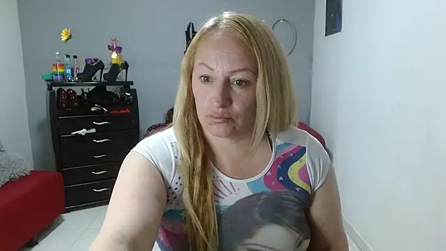 emperabigbootybigass online show from February 8, 2025, 3:21 pm