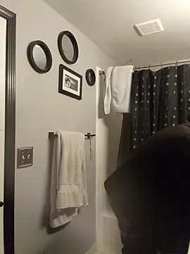 DevinToore online show from April 8, 2026, 6:13 am