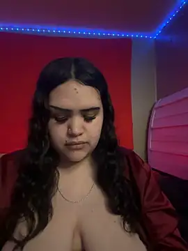 iTrapXXXBACKUP online show from January 26, 2025, 11:39 pm