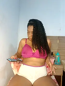 Snapshot of Luhma_hot chatting on September 20, 2025, 11:33 am Luhma hot online show from September 20, 2025, 11:33 am