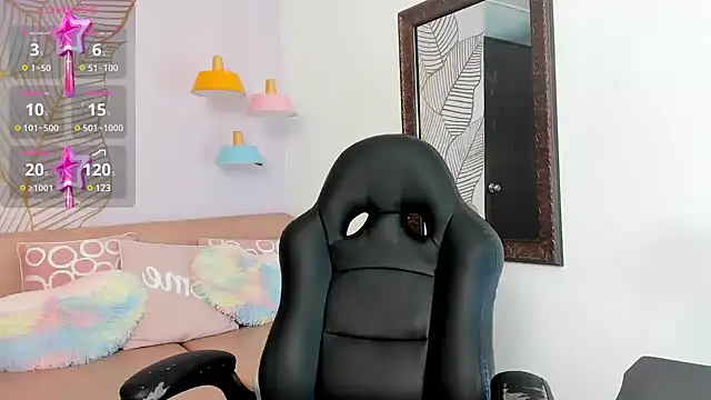 GiaFu online show from December 29, 2024, 6:05 pm