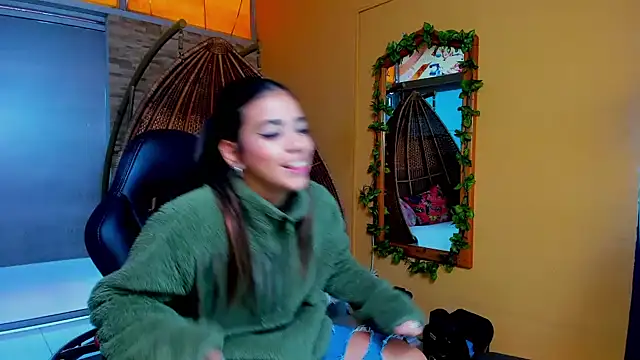 GiaFu online show from January 5, 2025, 11:59 am