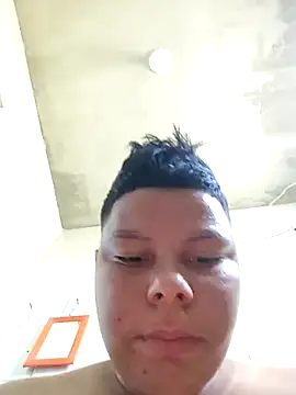 Snapshot of putoso031 chatting on March 8, 2025, 1:03 pm putoso031 online show from March 8, 2025, 1:03 pm