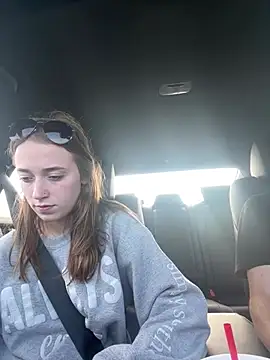 Snapshot of Maxinebabyyy chatting on December 15, 2024, 7:21 pm Maxinebabyyy online show from December 15, 2024, 7:21 pm