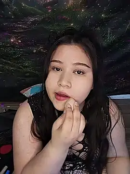 Snapshot of sharyl_24 chatting on July 23, 2026, 12:58 pm sharyl 24 online show from July 23, 2026, 12:58 pm