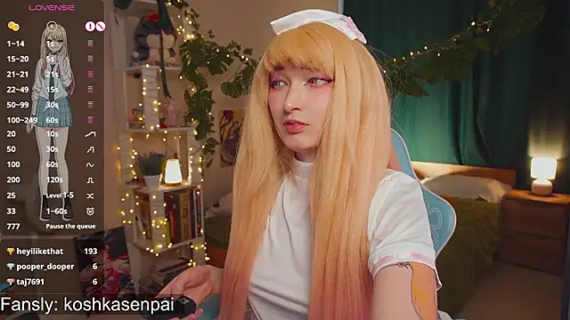 koshkasenpai online show from February 26, 2025, 5:09 am