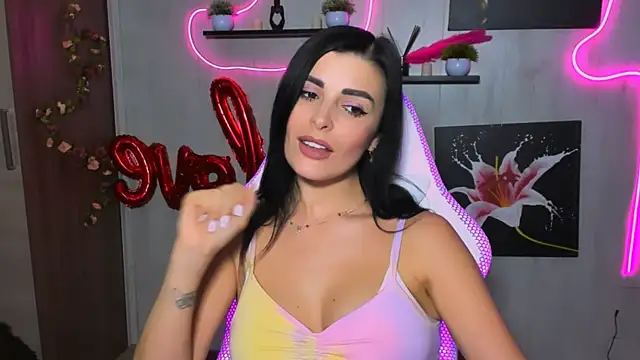 Snapshot of KayWuds chatting on March 2, 2025, 12:11 pm KayWuds online show from March 2, 2025, 12:11 pm