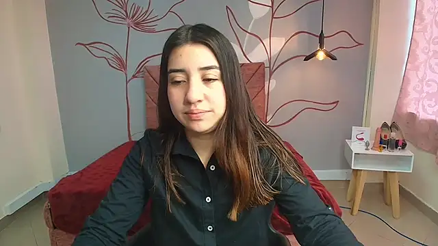 Snapshot of Aly_Cute_ chatting on December 17, 2024, 12:11 pm Aly Cute online show from December 17, 2024, 12:11 pm